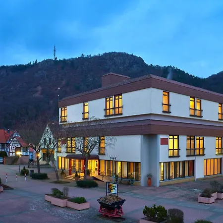 Garni Am Goetheplatz 3*