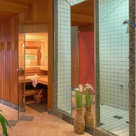 Garni Am Goetheplatz ホテル Bad Münster am Stein-Ebernburg