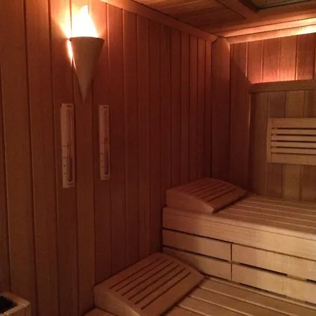 Garni Am Goetheplatz 3*