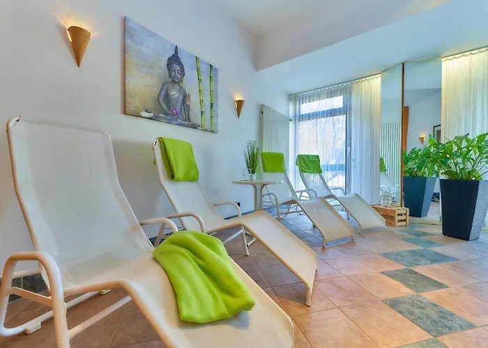 Garni Am Goetheplatz 3* 斯坦河畔的巴特明斯特