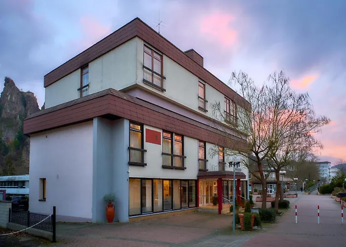 Garni Am Goetheplatz 3* 斯坦河畔的巴特明斯特