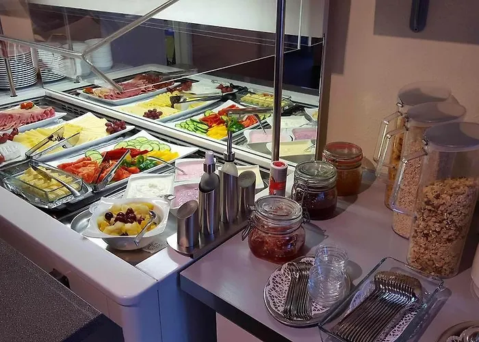 Garni Am Goetheplatz 酒店 斯坦河畔的巴特明斯特