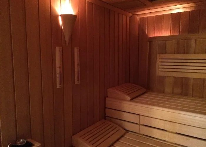 Garni Am Goetheplatz 3*