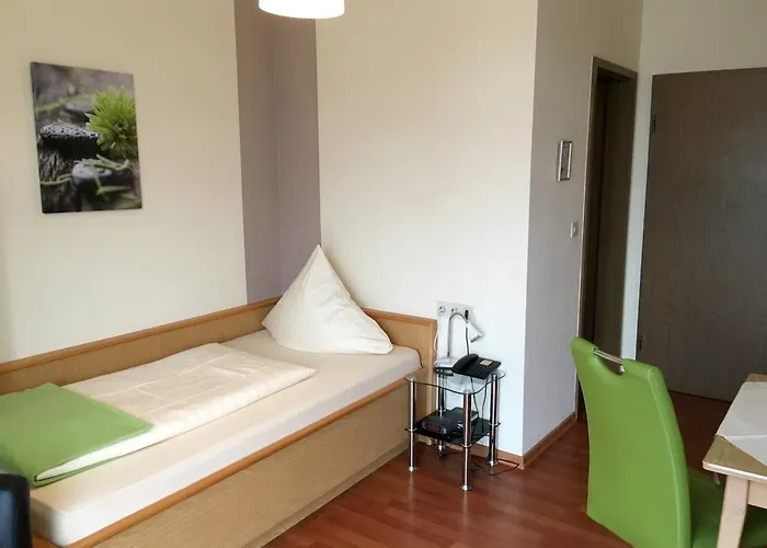 酒店 Garni Am Goetheplatz 斯坦河畔的巴特明斯特