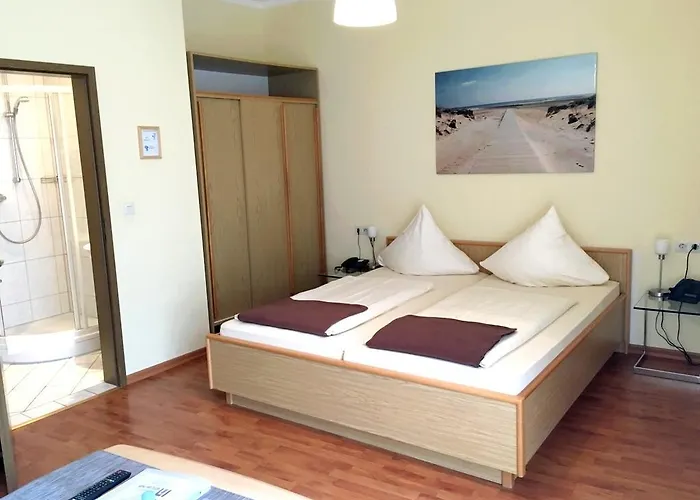 酒店 Garni Am Goetheplatz