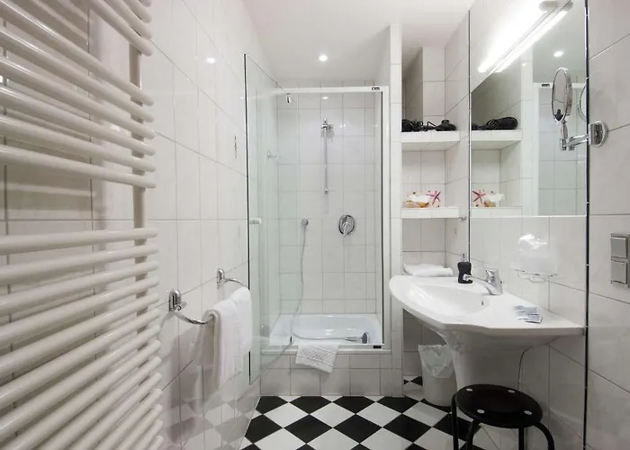 酒店 Garni Am Goetheplatz 斯坦河畔的巴特明斯特